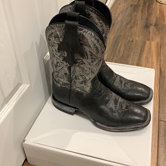 Cody James Leather Boots - Picture 3 of 16